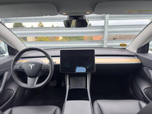 Tesla Model 3 SR+