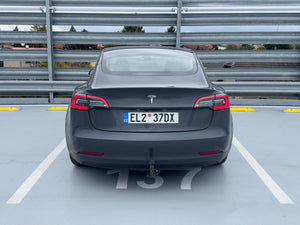 Tesla Model 3 SR+